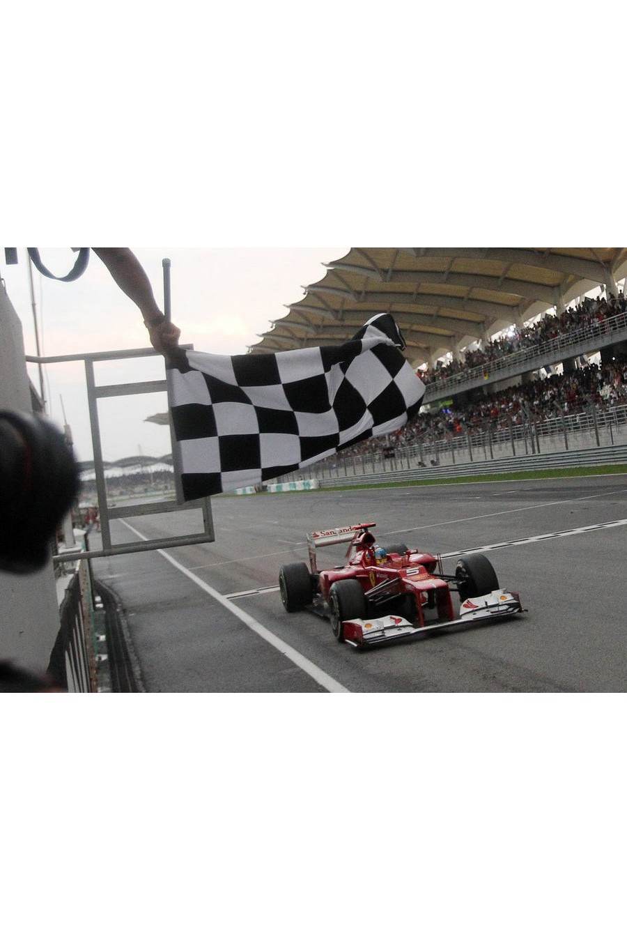 Checkered Flag F1 & MotoGP 20.5x13.5cm.