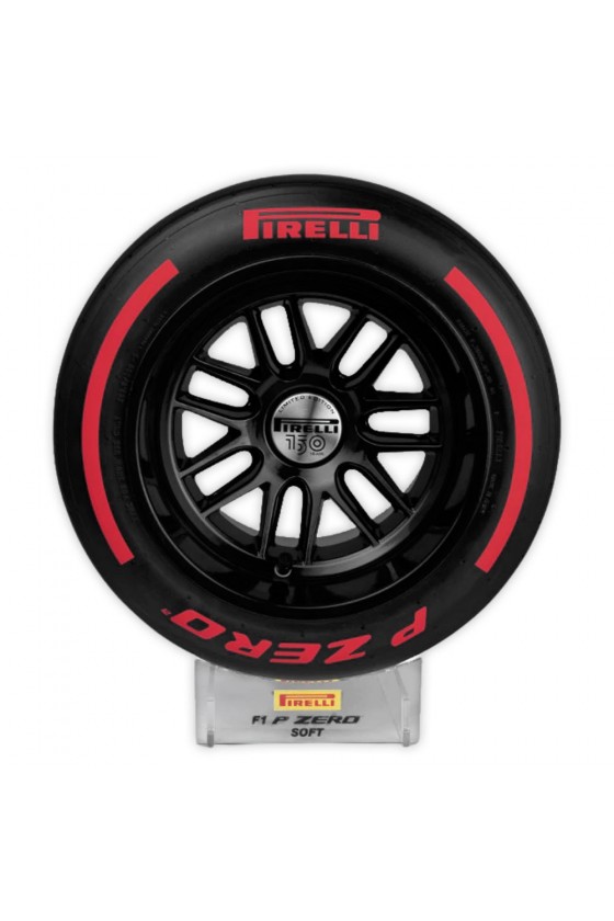 Tire 1:2 Pirelli F1 Soft 2022