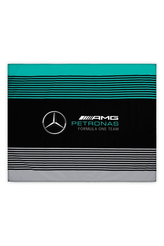 Drapeau Mercedes AMG F1