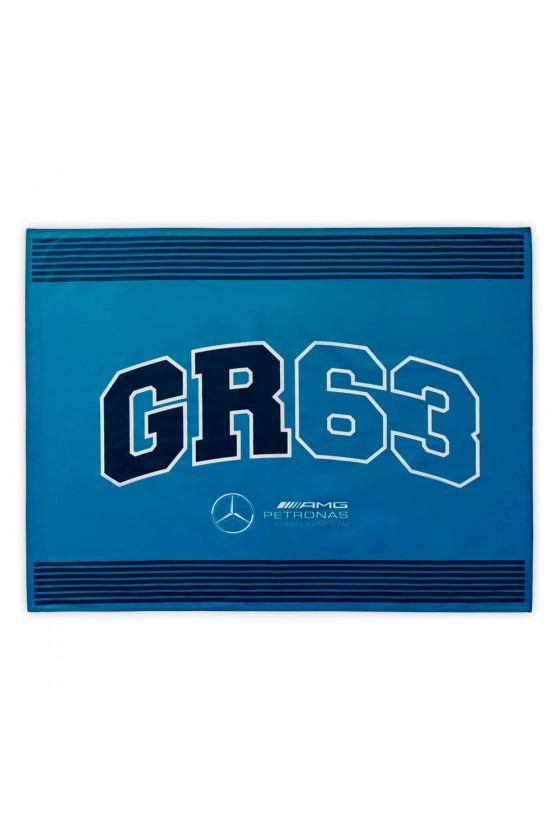 George Russell Mercedes F1-vlag