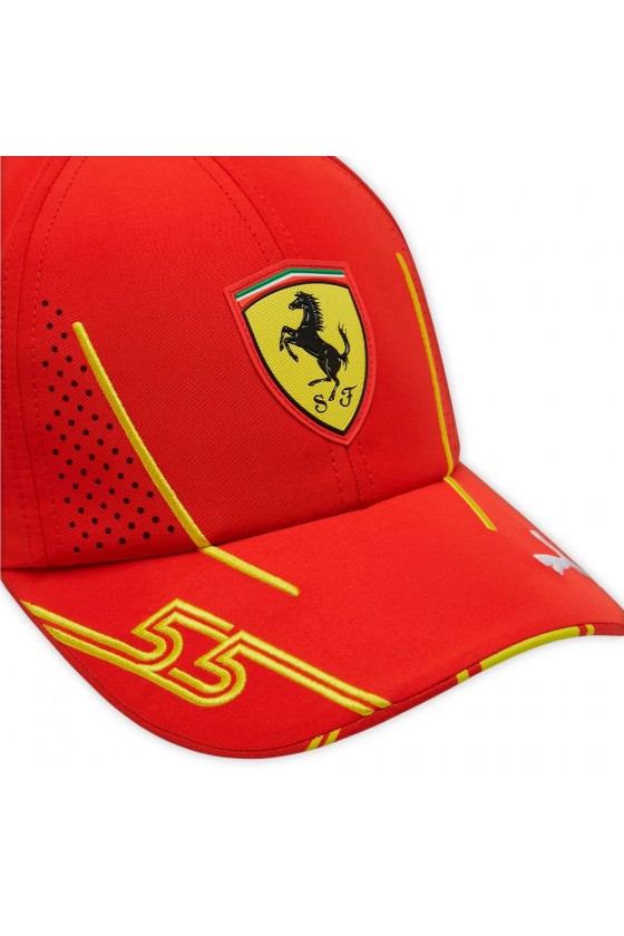 Carlos Sainz Ferrari F1-pet