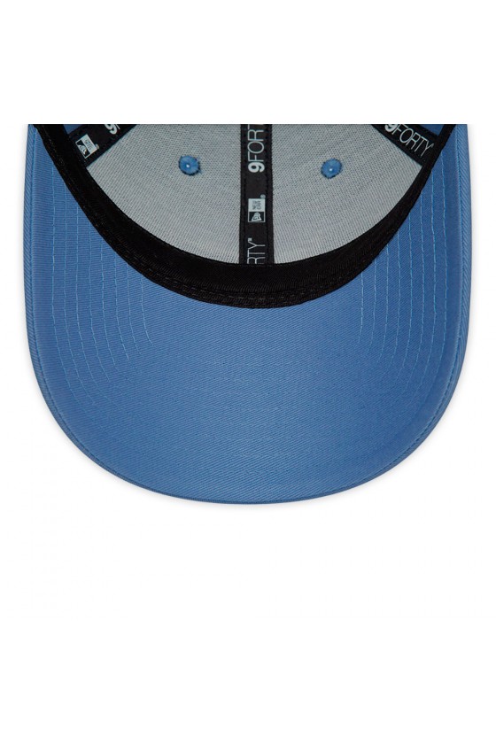 Blaue saisonale Vespa-Kappe