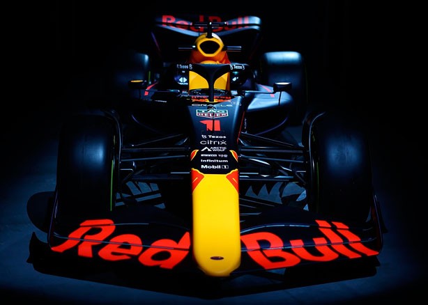 Red Bull presenta el RB18, su coche para la temporada 2022 de F1