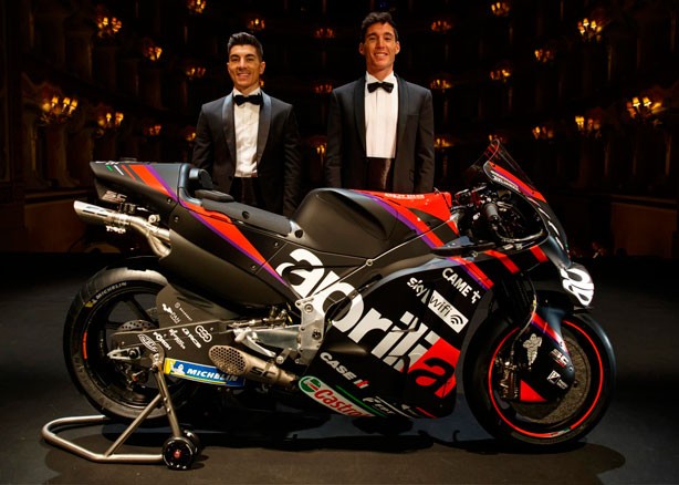 Aprilia inicia su 'show' de ensueño con la RS-GP 2022